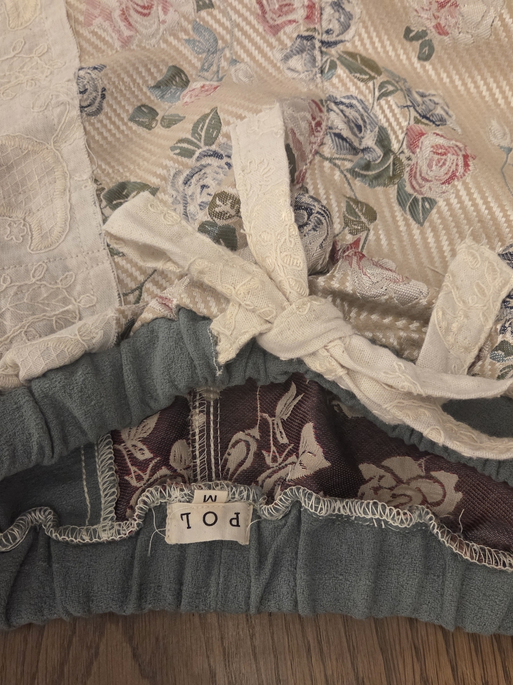 POL "Art You Can Wear" Patchwork Joggers – Medium - Picture 8 of 9